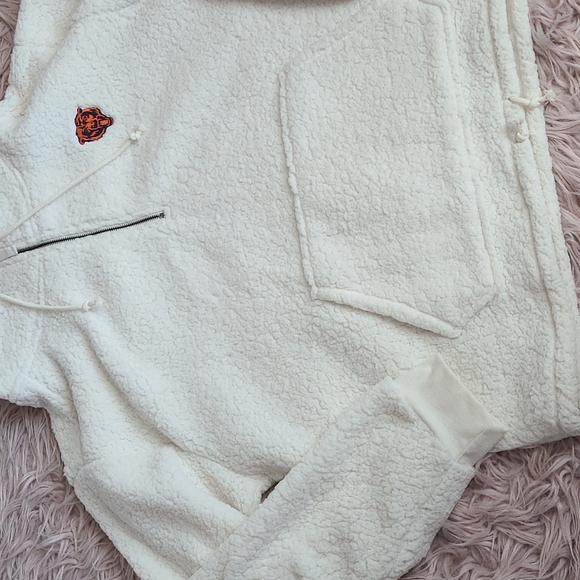 ▪︎CHICAGO BEARS Hoodie▪︎ - Picture 4 of 6